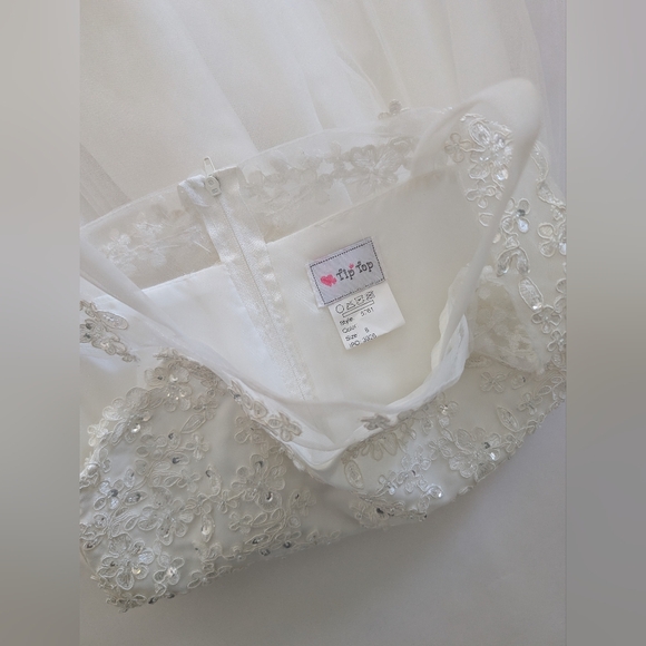 Tip Top Flower Girl / First Communion Dress - Picture 7 of 10